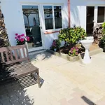 Ninfa Sul Mare Apartments - Free Swimming-Pool And Private Parking 4*