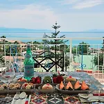 Apartahotel Ninfa Sul Mare Apartments - Free Swimming-Pool And Private Parking Capo Vaticano