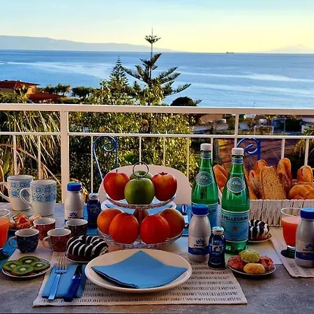 Ninfa Sul Mare Apartments 50 M E T R I Dal Mare Best Breakfast And Free Parking Appart hôtel