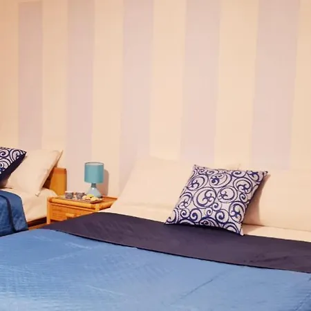 Ninfa Sul Mare Apartments 50 M E T R I Dal Mare Best Breakfast And Free Parking Appart hôtel