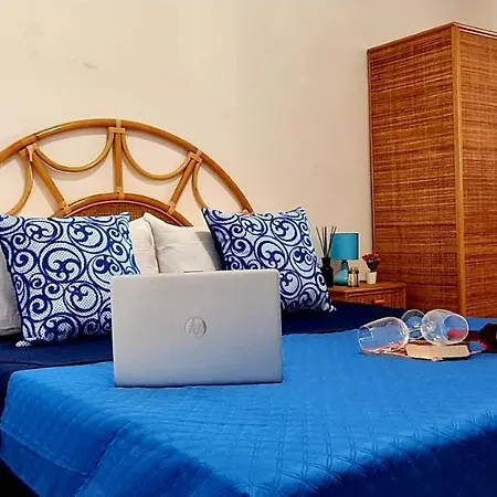 아파트호텔 Ninfa Sul Mare Apartments - Piscina Idromassaggio 50 M E T R I Dal Mare Free Parking 4*