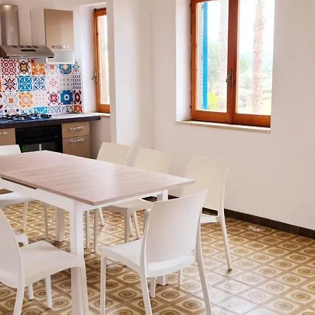 Ninfa Sul Mare Apartments 50 M E T R I Dal Mare Best Breakfast And Free Parking *
