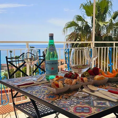 Appart hôtel Ninfa Sul Mare 50 M E T R I Dal Mare Breakfast And Free Parking