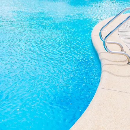 شقة فندقية Ninfa Sul Mare - Piscina Con Area Relax E Parcheggio Gratuito 3*