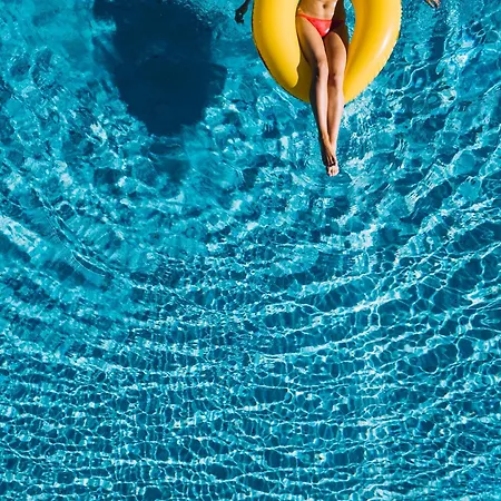 Ninfa Sul Mare - Piscina Idromassaggio 50 M E T R I Dal Mare Free Parking מלון דירות 4*