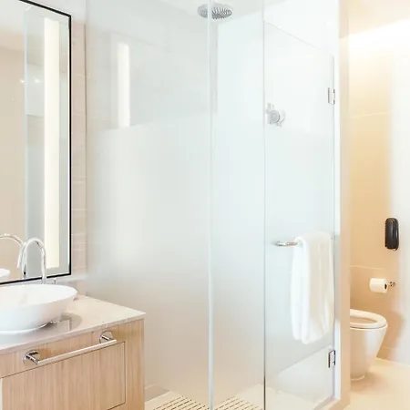 Ninfa Sul Mare - Piscina Idromassaggio 50 M E T R I Dal Mare Free Parking מלון דירות