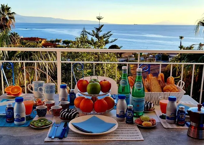 Ninfa Sul Mare - Piscina Idromassaggio 50 M E T R I Dal Mare Free Parking מלון דירות