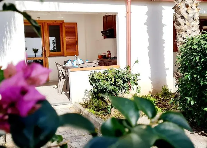 Ninfa Sul Mare - Piscina Idromassaggio 50 M E T R I Dal Mare Free Parking קאפו ואטיצ'אנו