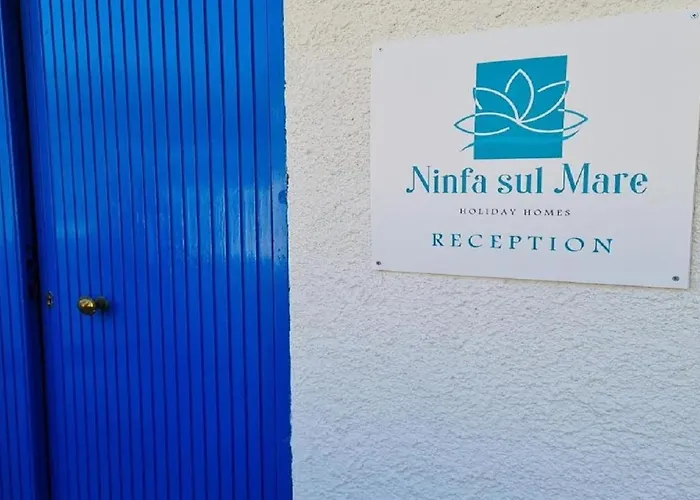 מלון דירות Ninfa Sul Mare - Piscina Idromassaggio 50 M E T R I Dal Mare Free Parking קאפו ואטיצ'אנו