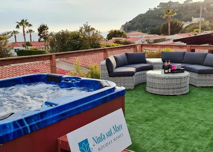 Ninfa Sul Mare - Piscina Idromassaggio 50 M E T R I Dal Mare Free Parking מלון דירות