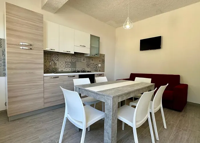 Ninfa Sul Mare - Piscina Idromassaggio 50 M E T R I Dal Mare Free Parking מלון דירות קאפו ואטיצ'אנו