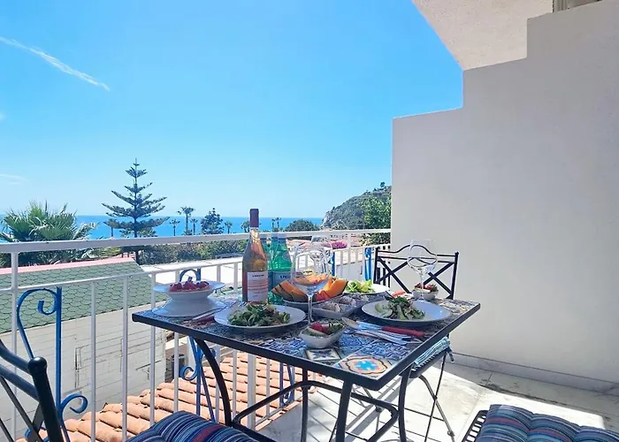 Ninfa Sul Mare - Piscina Idromassaggio 50 M E T R I Dal Mare Free Parking מלון דירות 4*